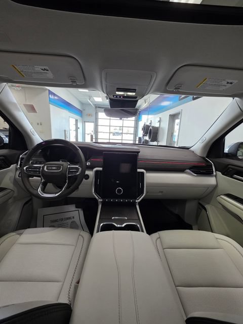 Used 2026 GMC Acadia Denali w/ Super Cruise Package AWD/4WD image 13