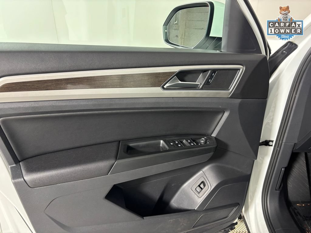 Used 2018 Volkswagen Atlas SEL AWD/4WD image 13