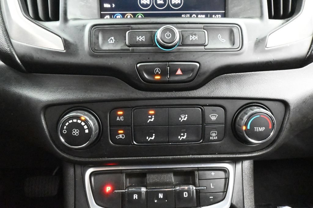 Used 2022 GMC Terrain SLE FWD image 25