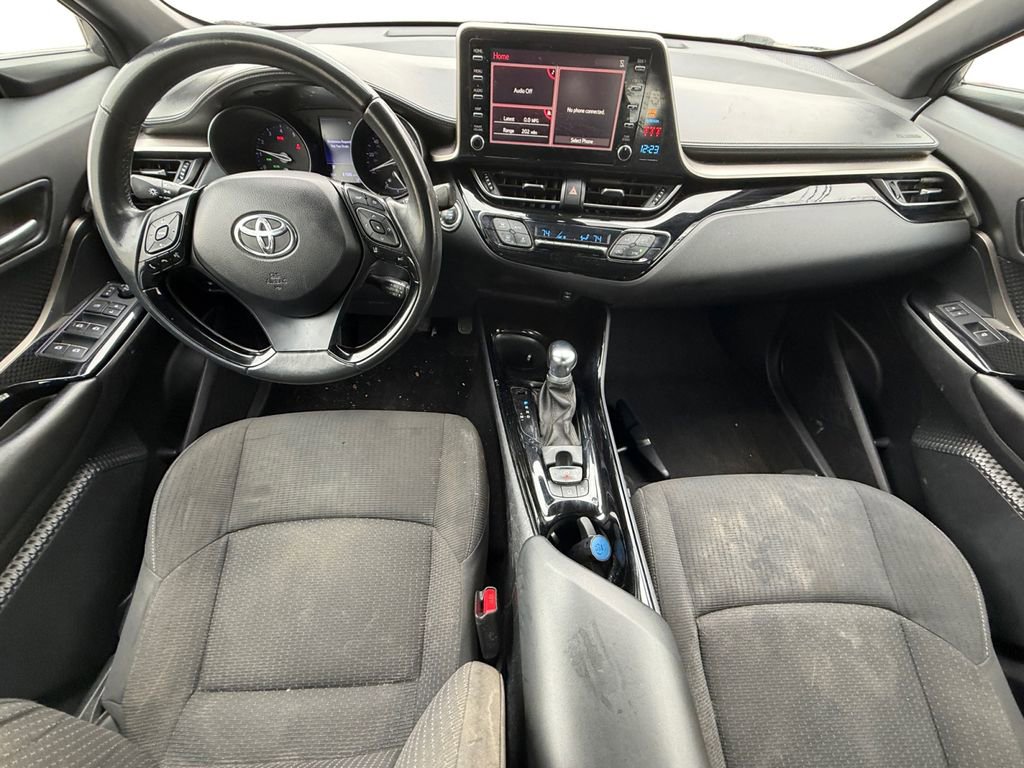 Used 2019 Toyota C-HR XLE image 12