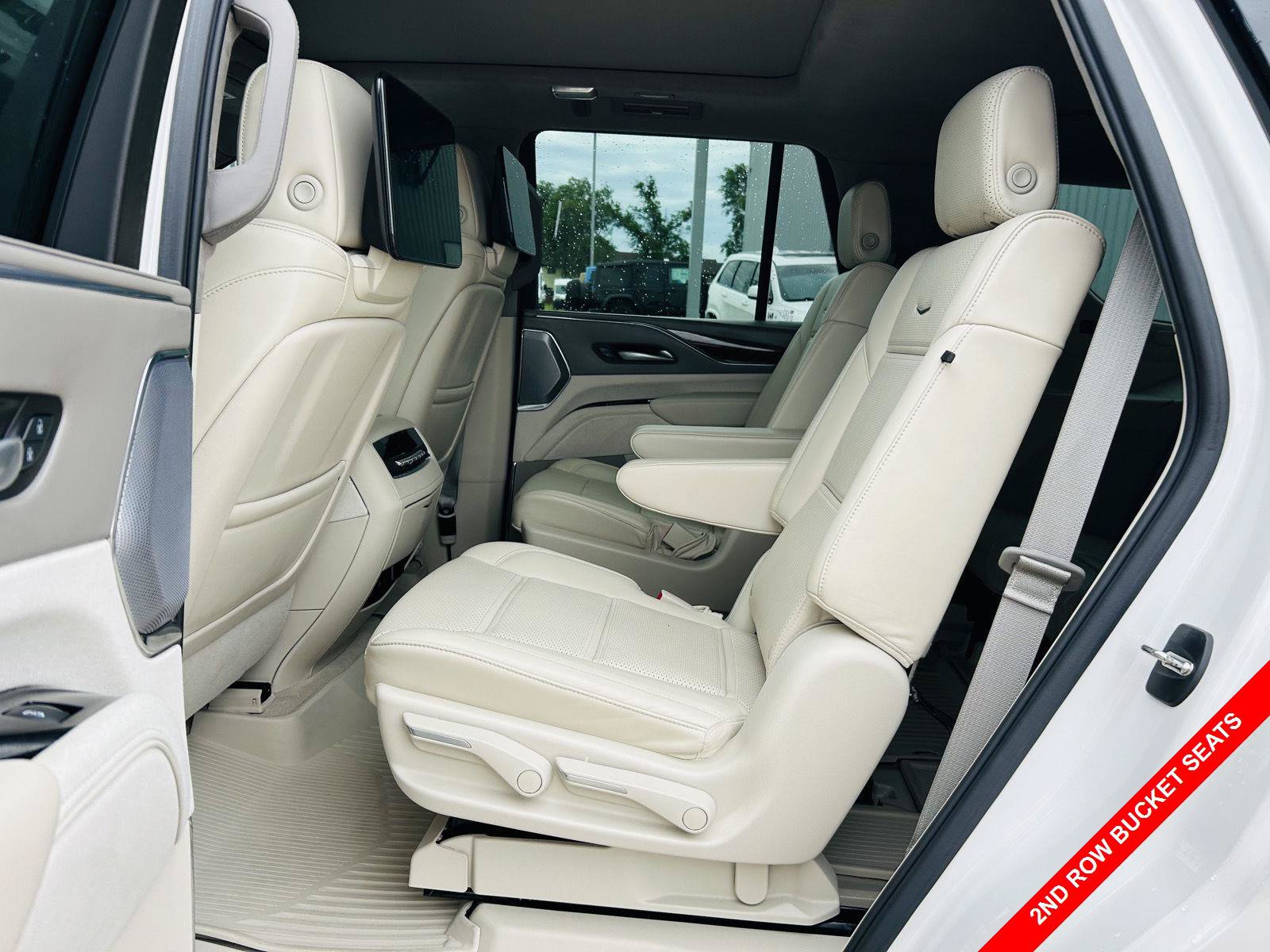Used 2024 Cadillac Escalade Sport Platinum AWD/4WD image 34