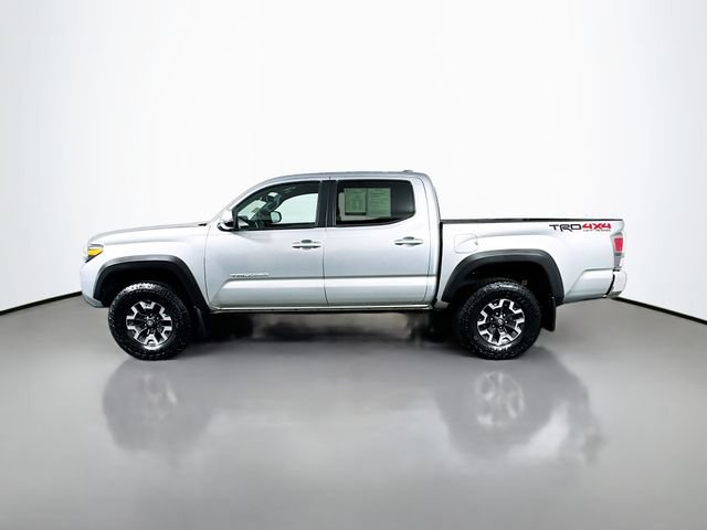Certified 2023 Toyota Tacoma TRD Off-Road AWD/4WD image 5