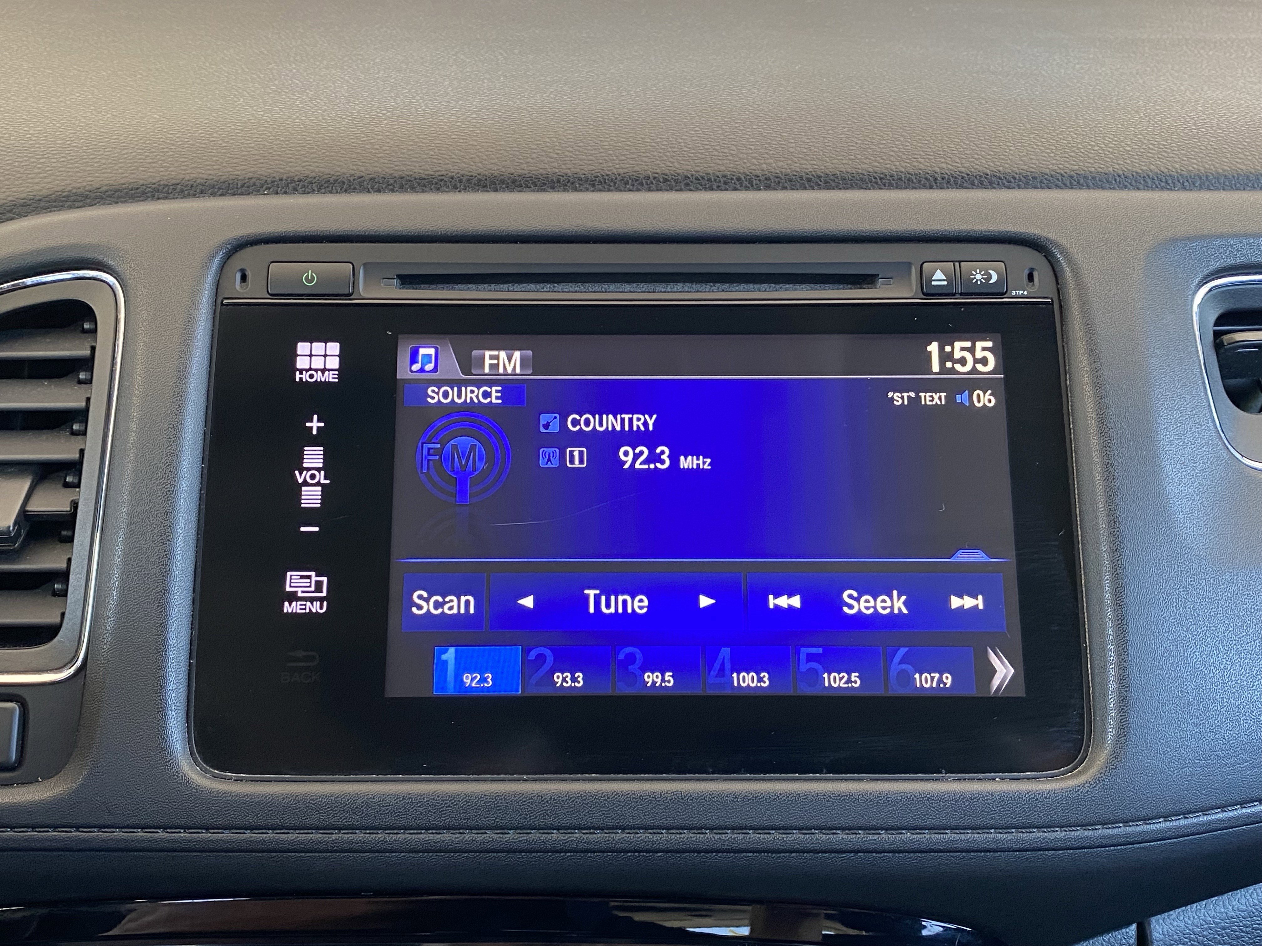 Used 2017 Honda HR-V EX image 3