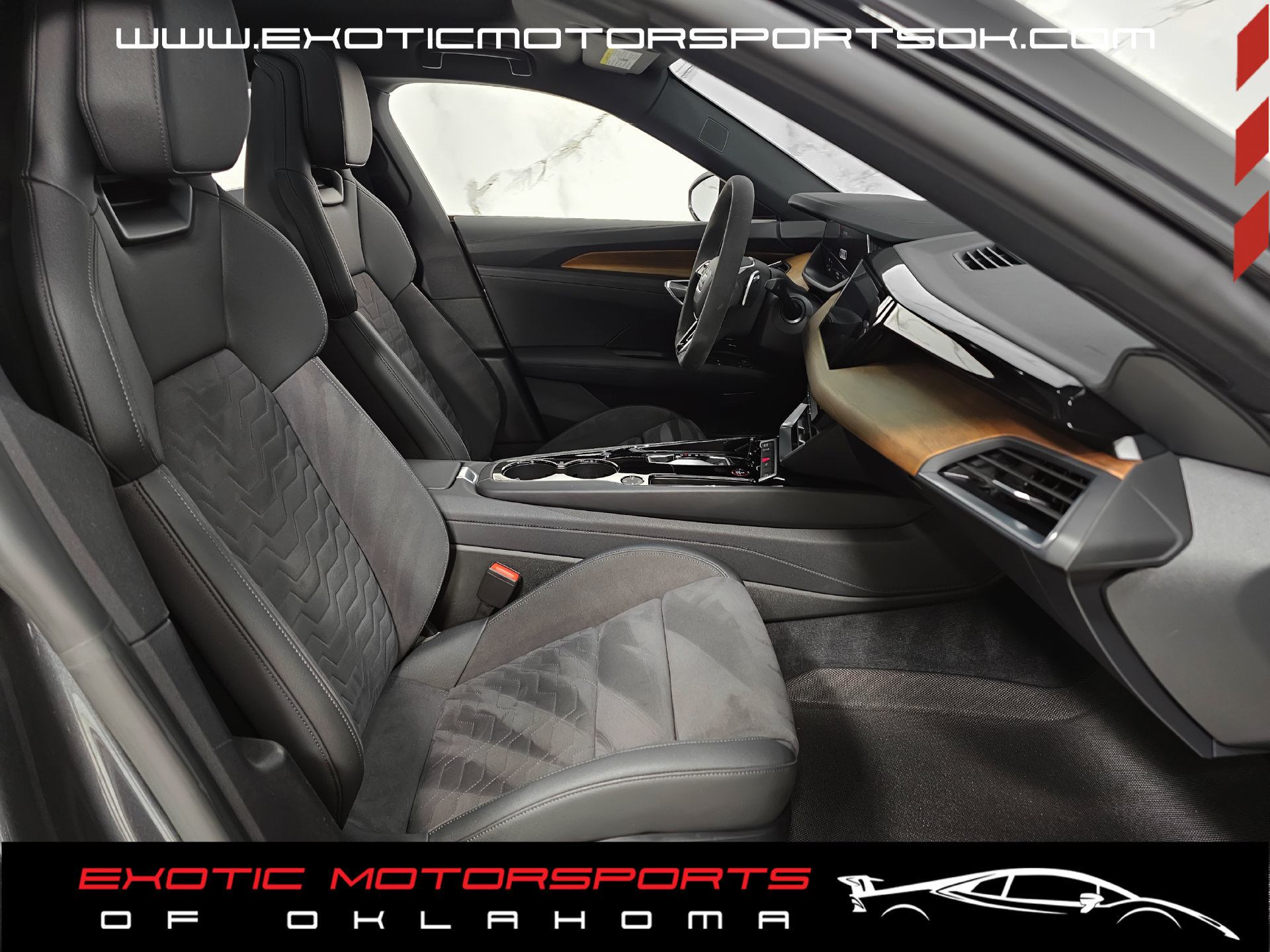 Used 2023 Audi e-tron GT Premium Plus AWD/4WD image 3