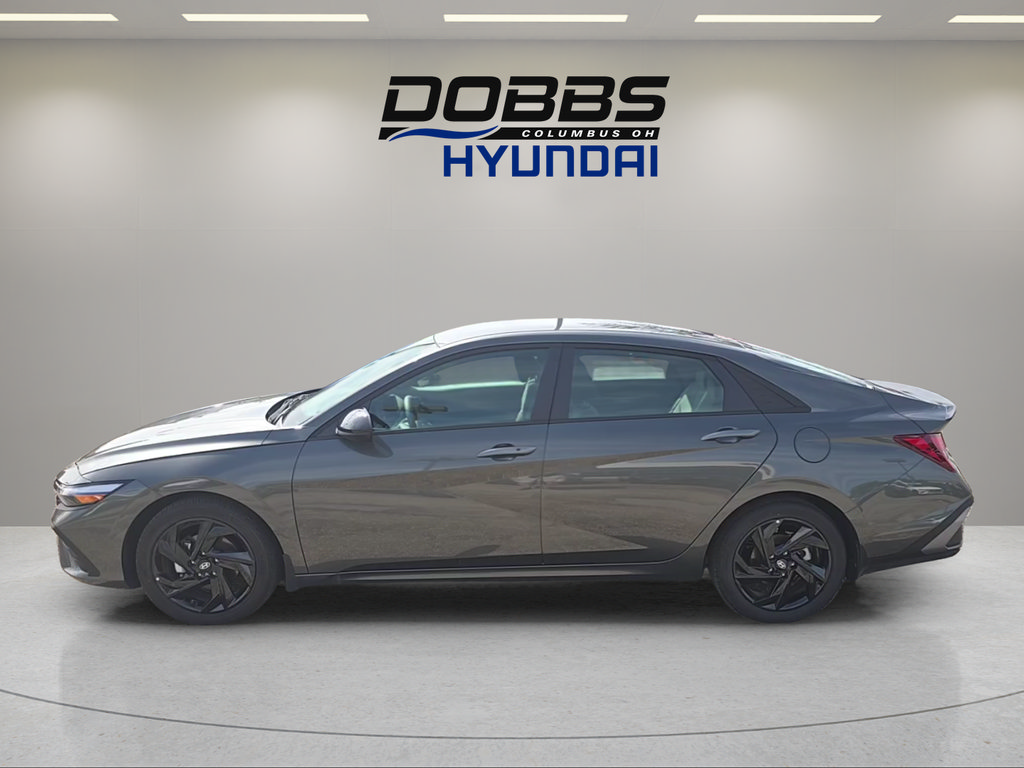 Certified 2026 Hyundai Elantra Sport FWD image 2