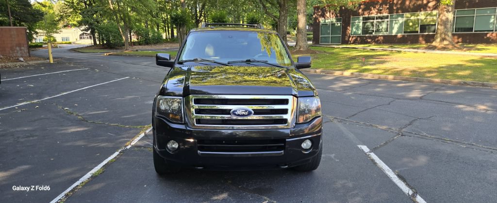 Used 2014 Ford Expedition Limited w/ Equipment Group 301A AWD/4WD image 2