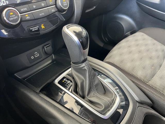 Used 2021 Nissan Rogue Sport SV AWD/4WD image 15
