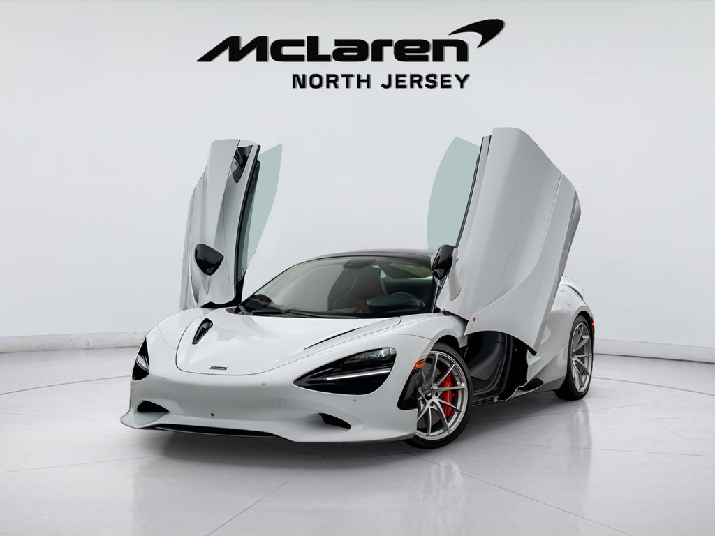 New 2026 McLaren 750S Spider RWD image 3
