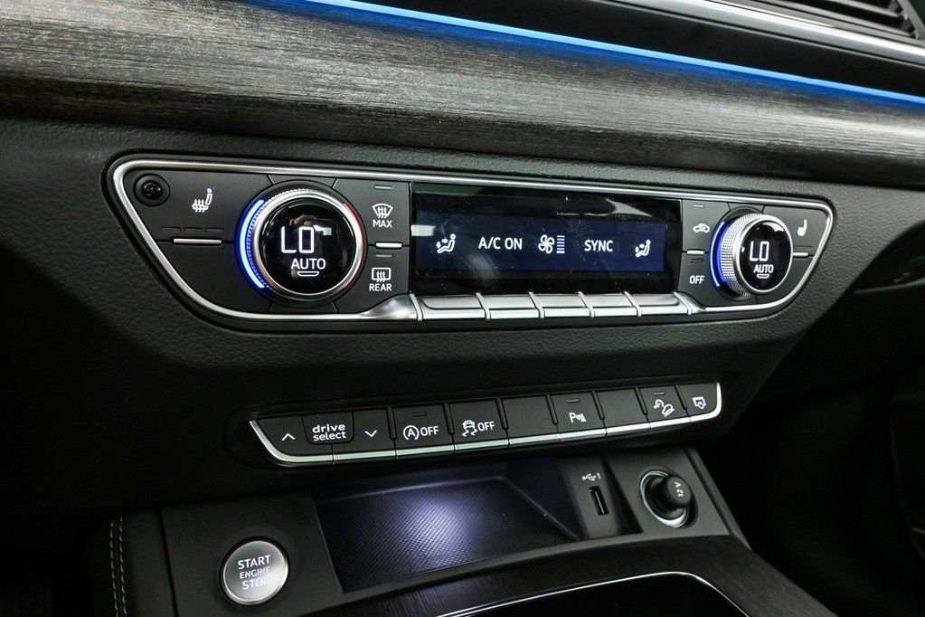 New 2025 Audi Q5 2.0T Premium Plus AWD/4WD image 16