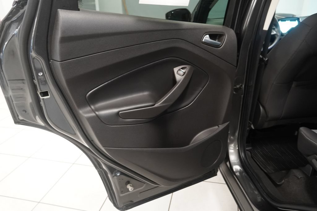 Used 2019 Ford Escape SE AWD/4WD image 25