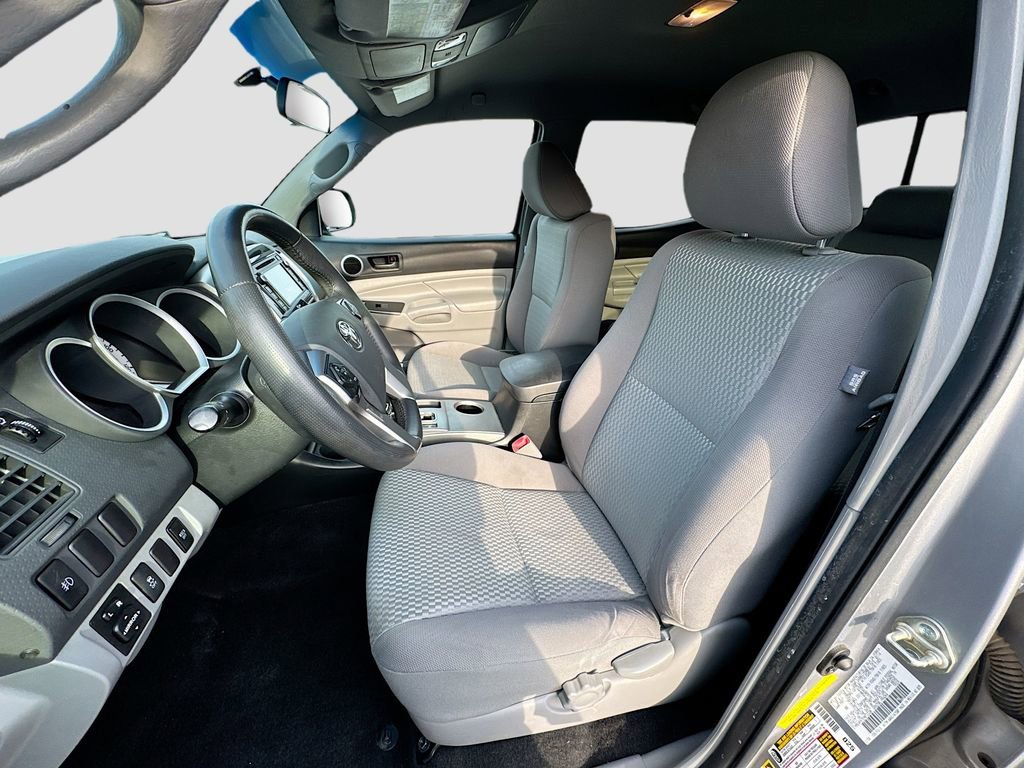 Used 2014 Toyota Tacoma 4x4 Double Cab w/ SR5 Package image 25