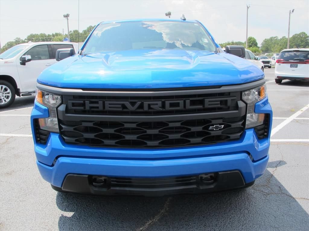 Used 2025 Chevrolet Silverado 1500 Custom w/ Turbomax Blackout Package AWD/4WD image 9