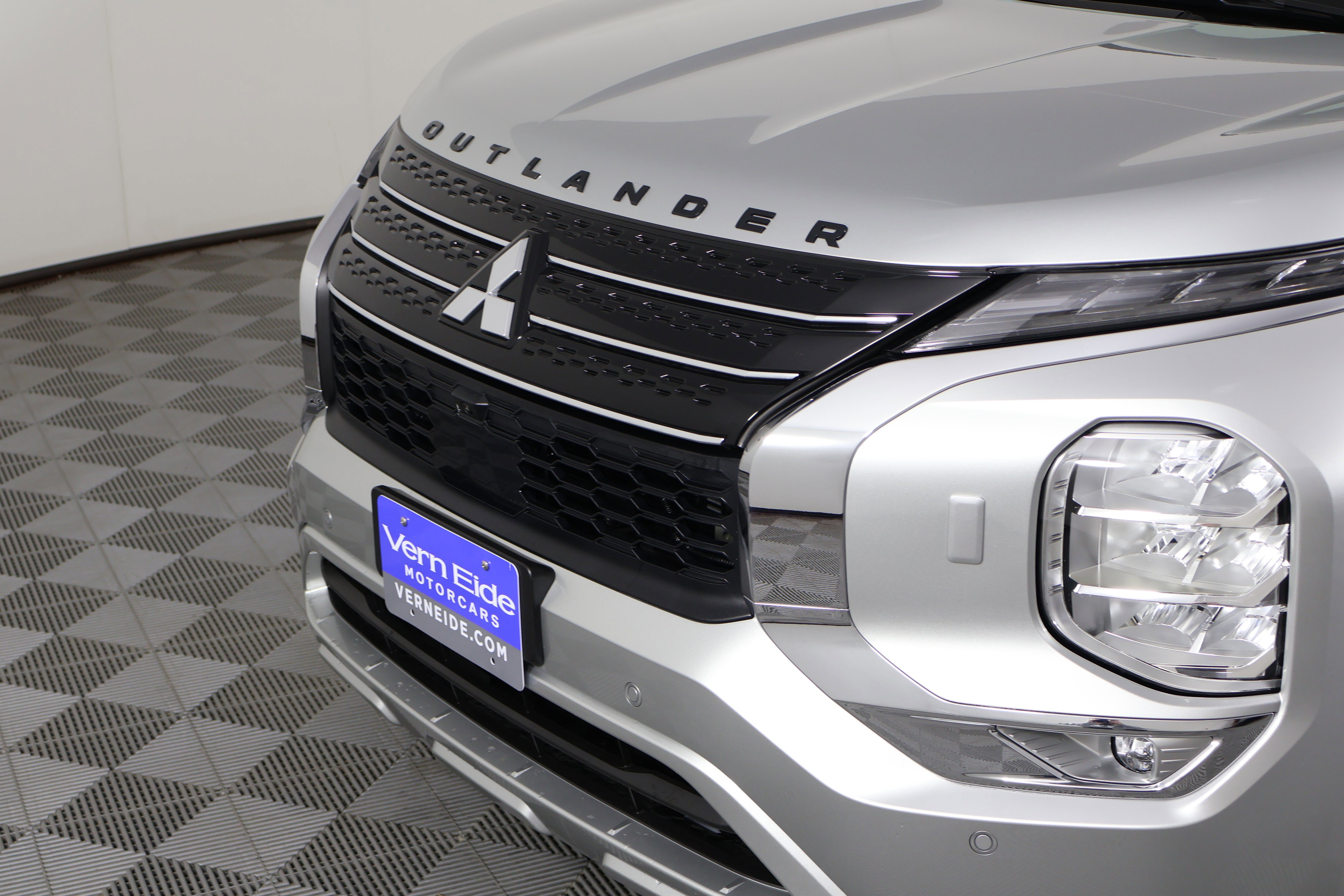 Used 2024 Mitsubishi Outlander SEL image 11