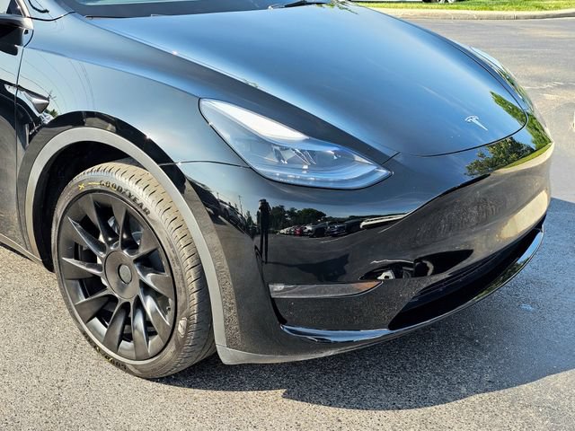 Used 2023 Tesla Model Y Long Range AWD/4WD image 4