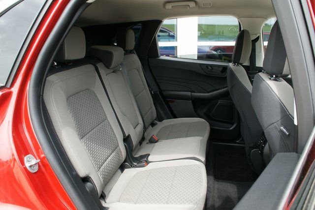 Used 2022 Ford Escape SE w/ Convenience Package image 31
