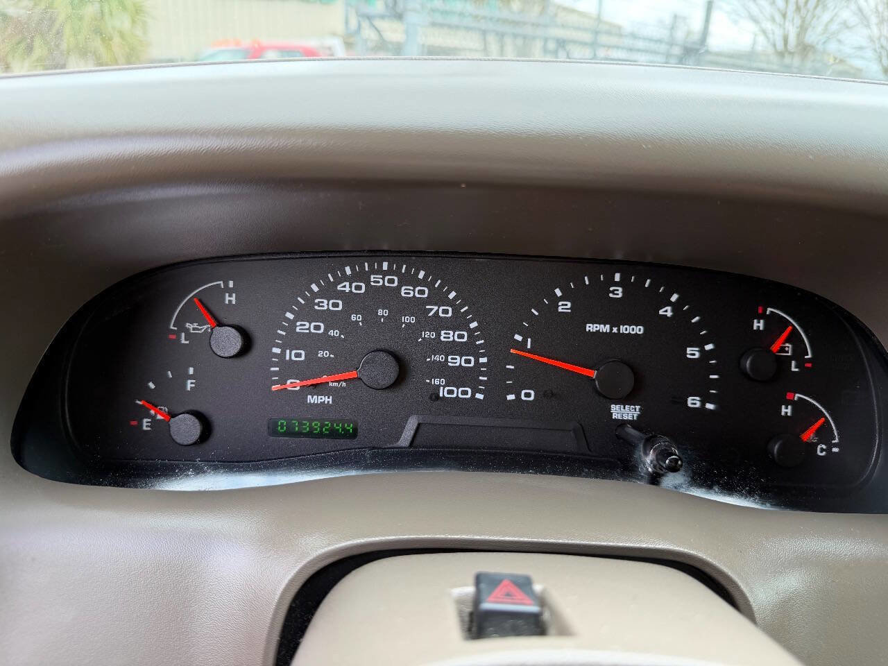 Used 2002 Ford F250 Lariat image 5