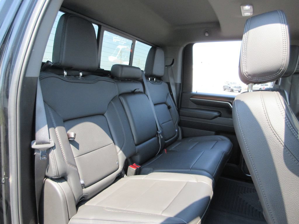 Used 2024 GMC Sierra 2500 Denali w/ Denali Reserve Package AWD/4WD image 28