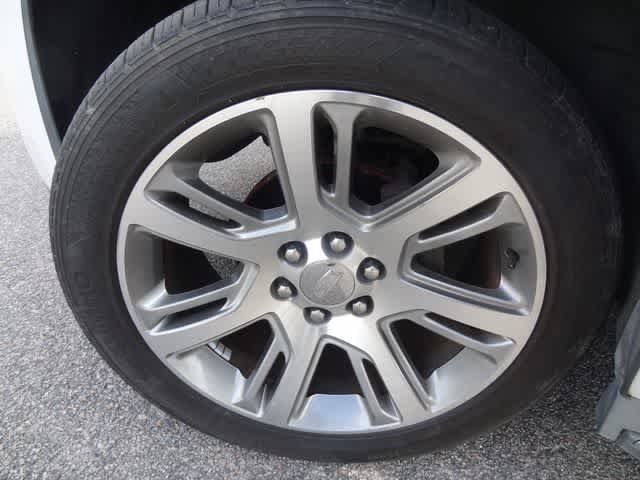 Used 2016 Cadillac Escalade ESV Luxury image 37
