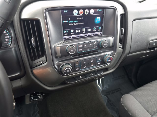 Used 2018 Chevrolet Silverado 1500 LT AWD/4WD image 37