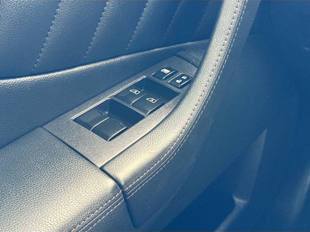 Used 2016 INFINITI QX70 AWD image 21