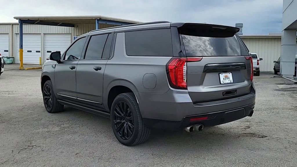 Used 2022 GMC Yukon XL Denali w/ Max Trailering Package image 6