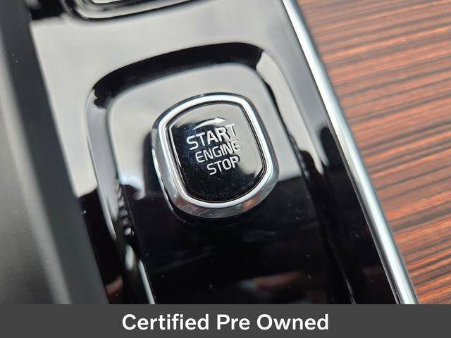 Used 2024 Volvo XC60 B5 Ultimate w/ Protection Package Premier AWD/4WD image 25