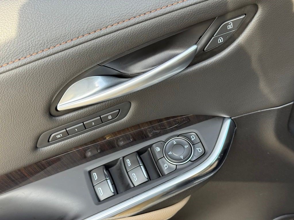 Certified 2025 Cadillac XT4 Premium Luxury FWD image 22