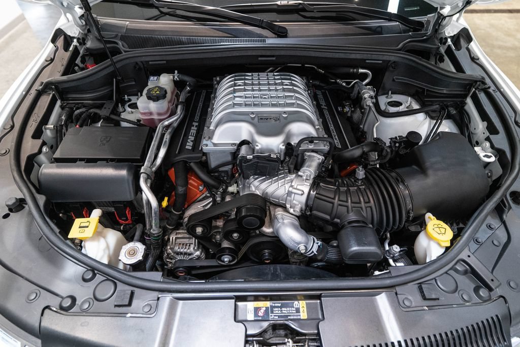 Used 2021 Dodge Durango SRT Hellcat w/ Technology Group AWD/4WD image 43