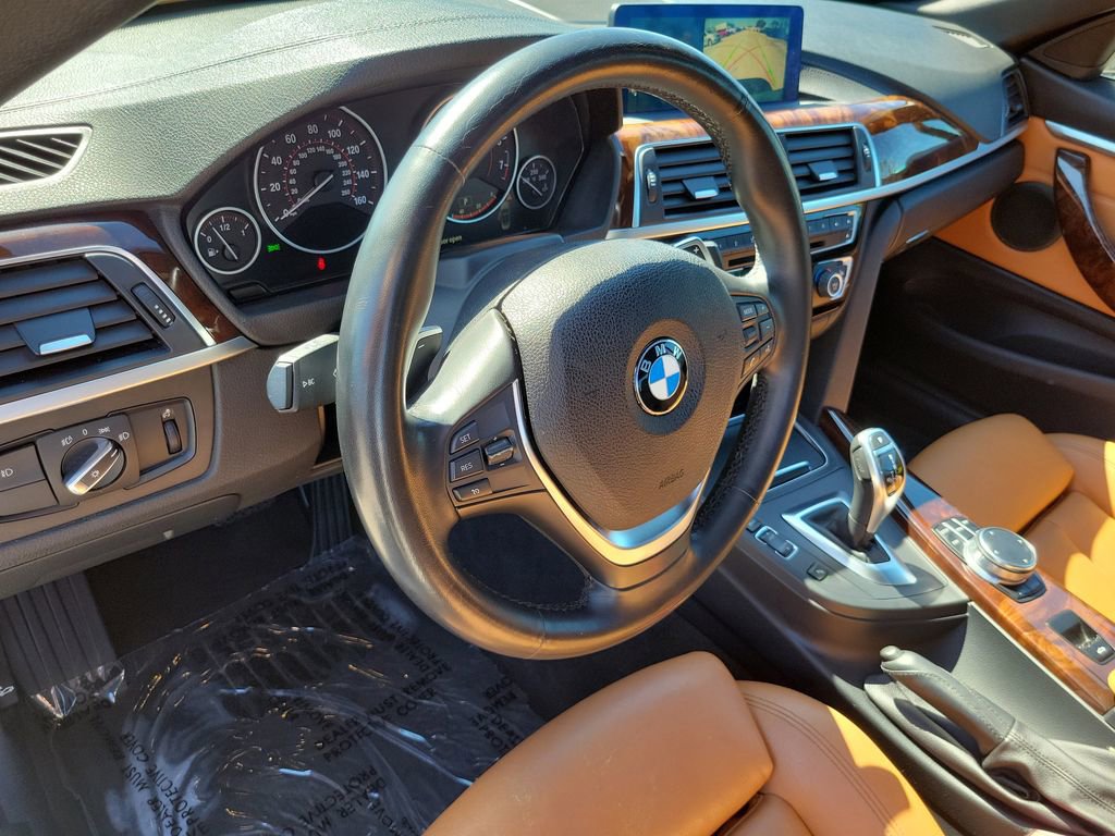 Used 2018 BMW 430i Convertible image 16