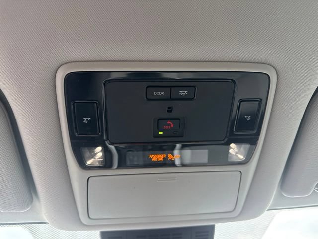 Used 2025 Toyota Grand Highlander FWD image 36