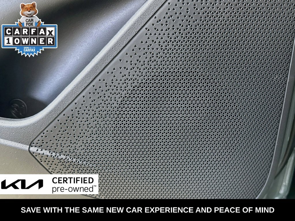 Certified 2025 Kia Niro SX Touring FWD image 32