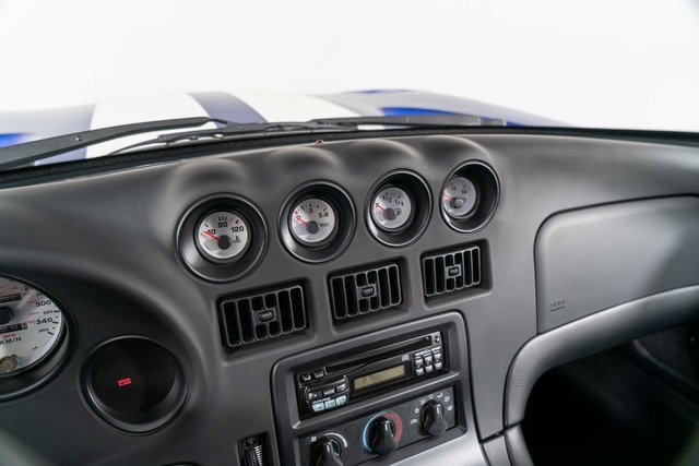 Used 1996 Dodge Viper GTS image 21
