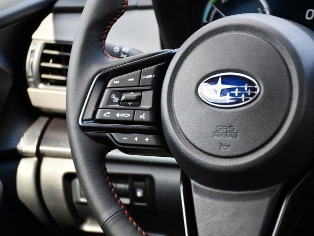 New 2026 Subaru Crosstrek 2.5i Limited w/ Crosstrek Mirror Package AWD/4WD image 24