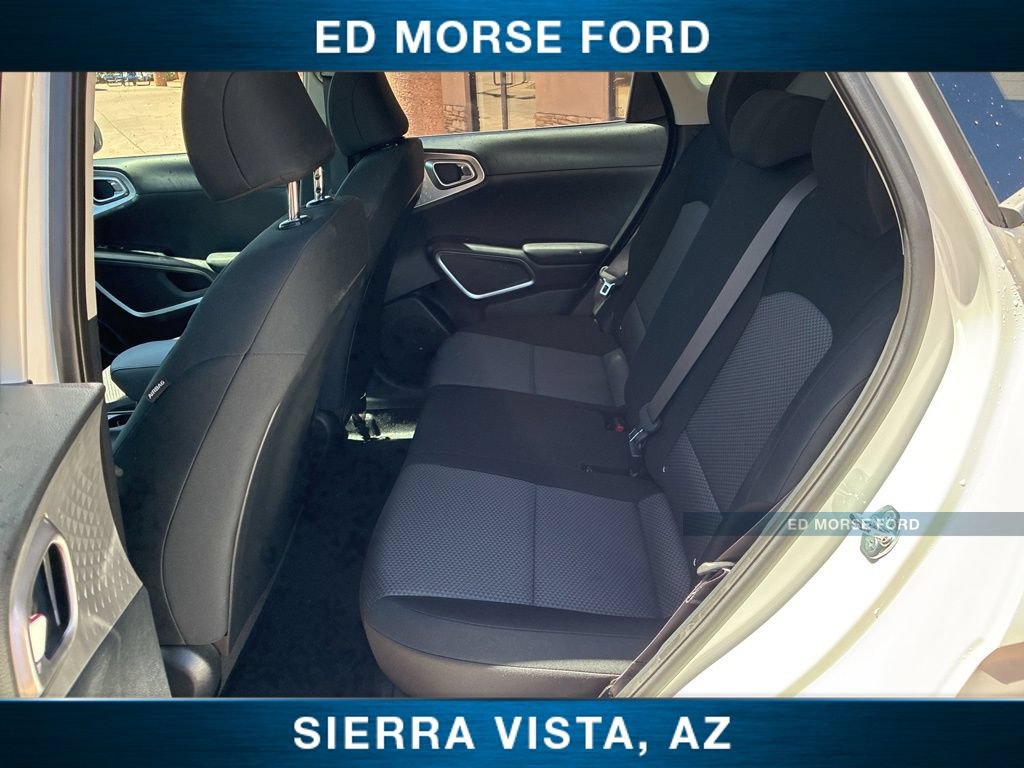 Certified 2025 Kia Soul LX FWD image 15