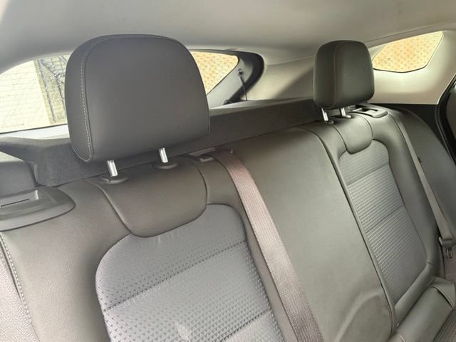 Used 2026 Chevrolet Trax LT w/ LT Convenience Package FWD image 29