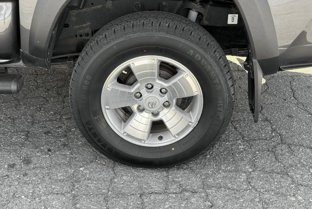 Used 2020 Toyota Tacoma TRD Off-Road image 11