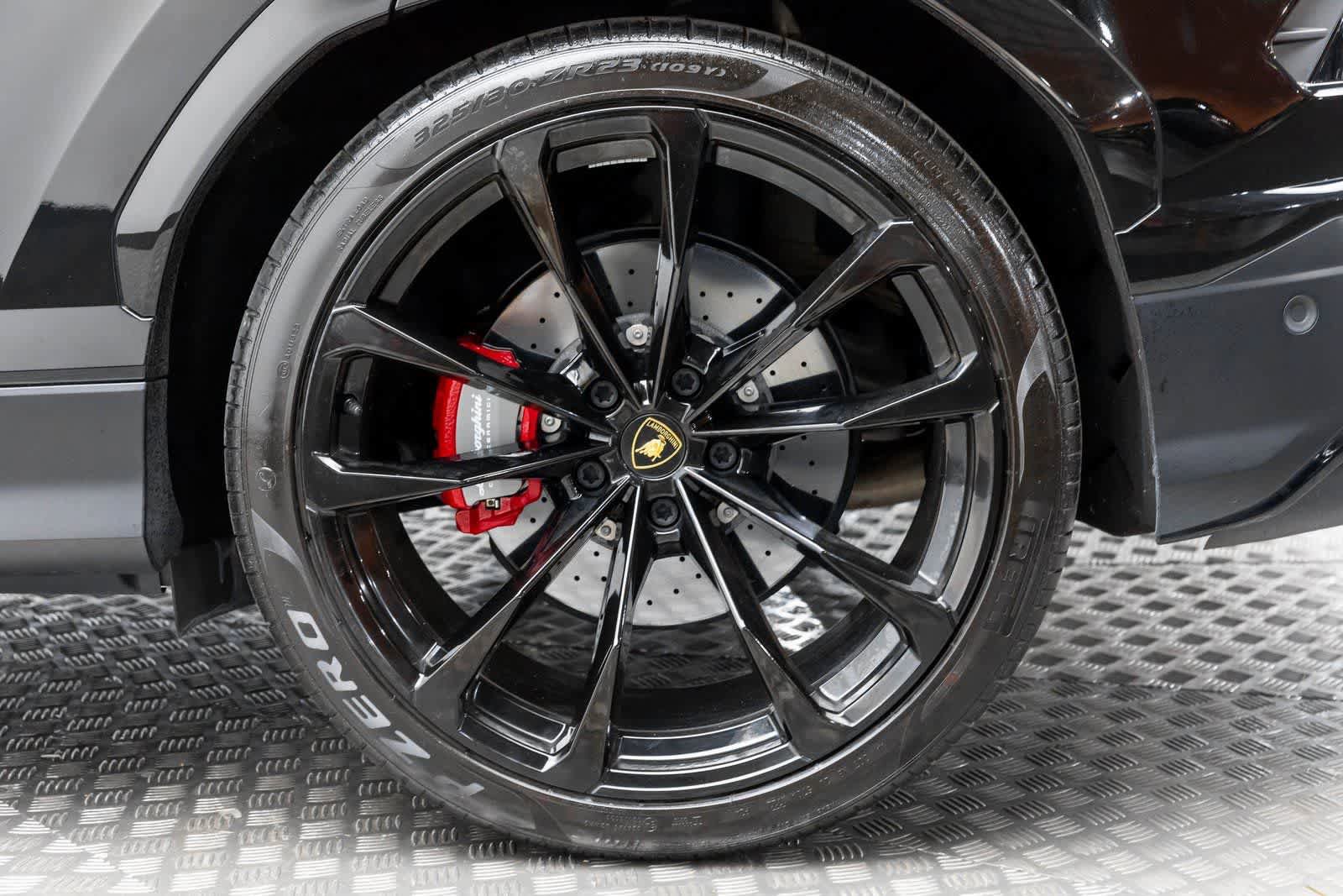 Used 2022 Lamborghini Urus image 57