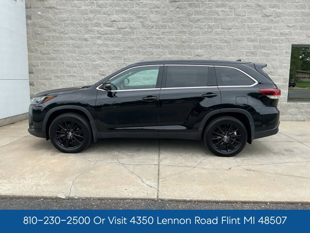 Used 2019 Toyota Highlander SE AWD/4WD image 7