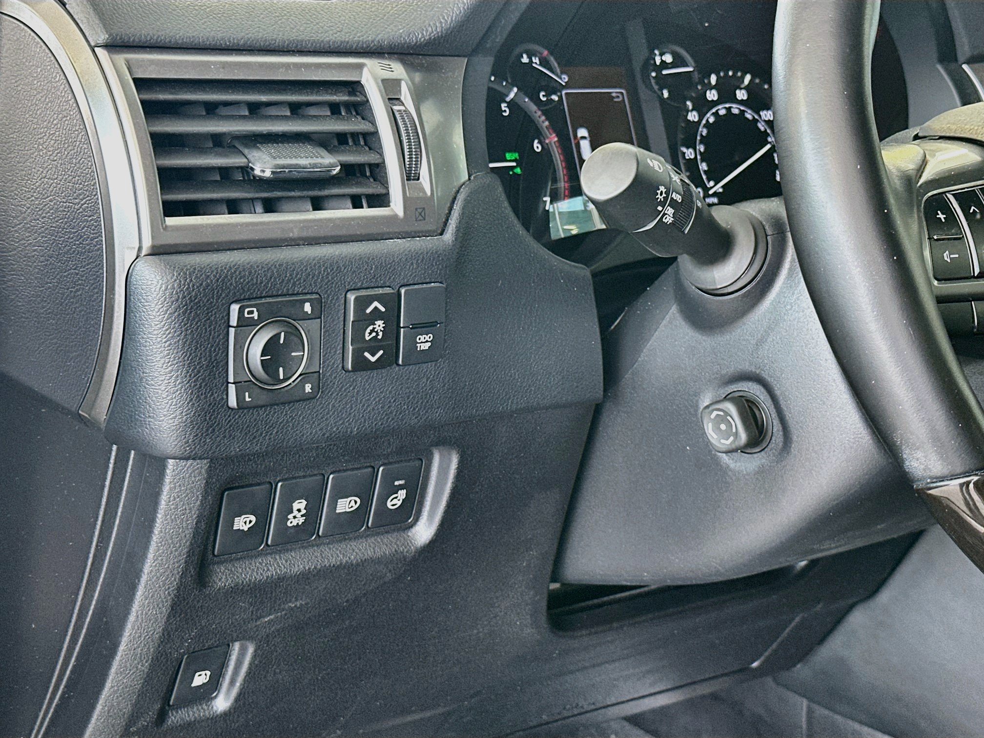 Used 2022 Lexus GX 460 Premium w/ Premium Plus Package AWD/4WD image 10