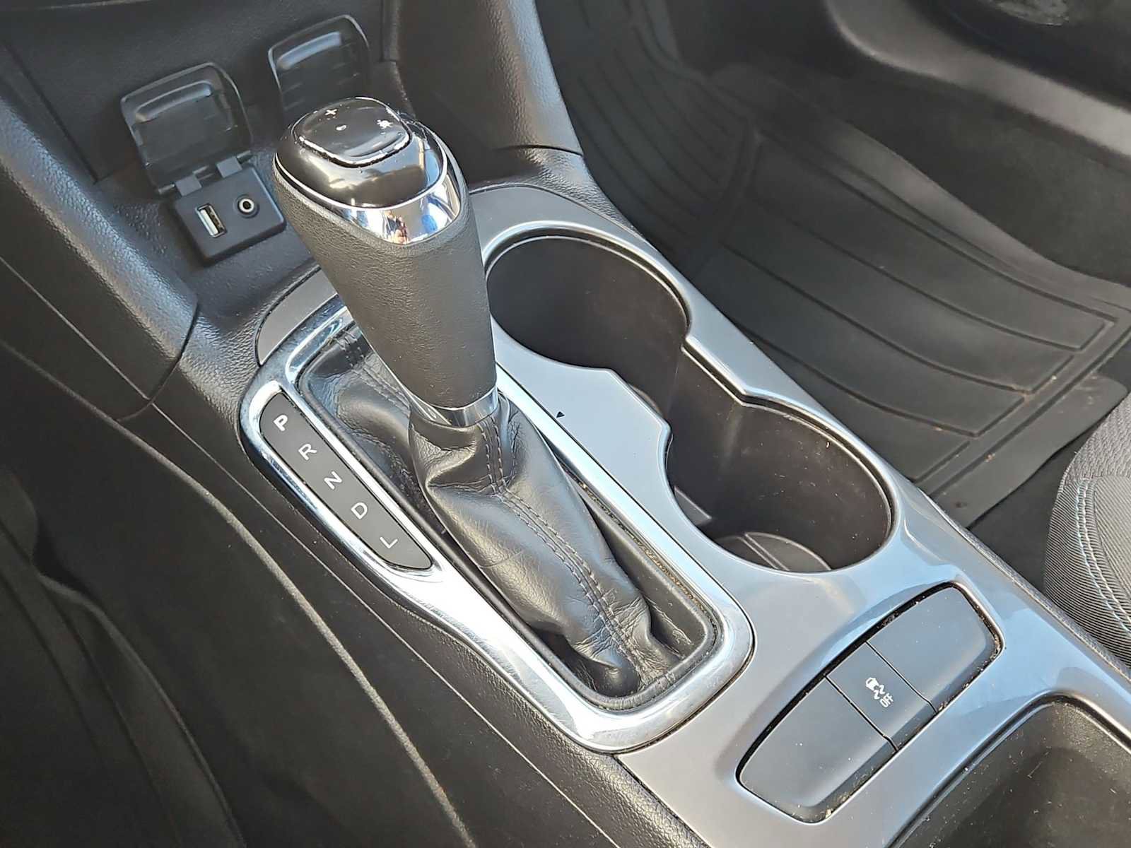 Used 2017 Chevrolet Cruze LT w/ Convenience Package image 30