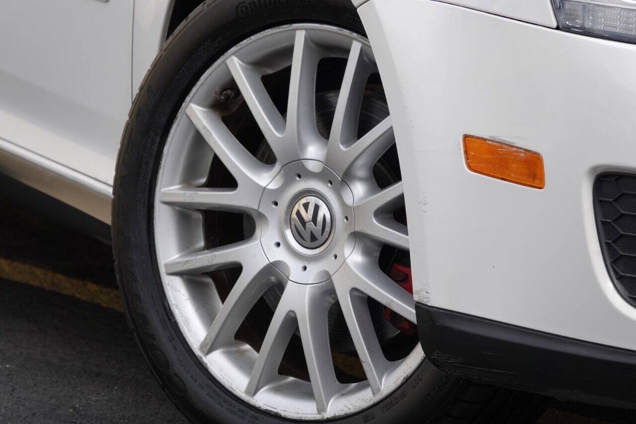 Used 2007 Volkswagen GTI 4-Door FWD image 40