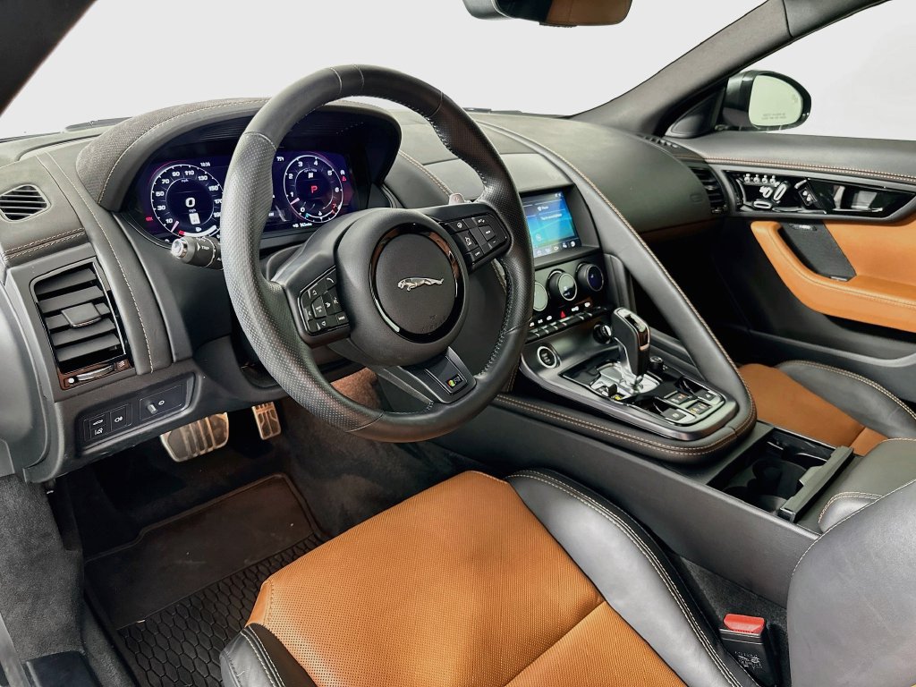 Used 2021 Jaguar F-TYPE R AWD/4WD image 9