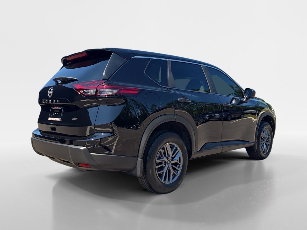 New 2026 Nissan Rogue S image 5