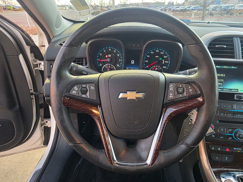 Used 2013 Chevrolet Malibu LTZ image 11