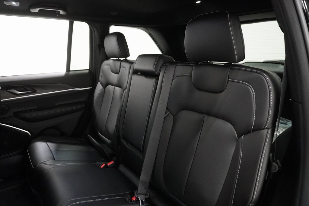 New 2026 Jeep Grand Cherokee Limited image 15