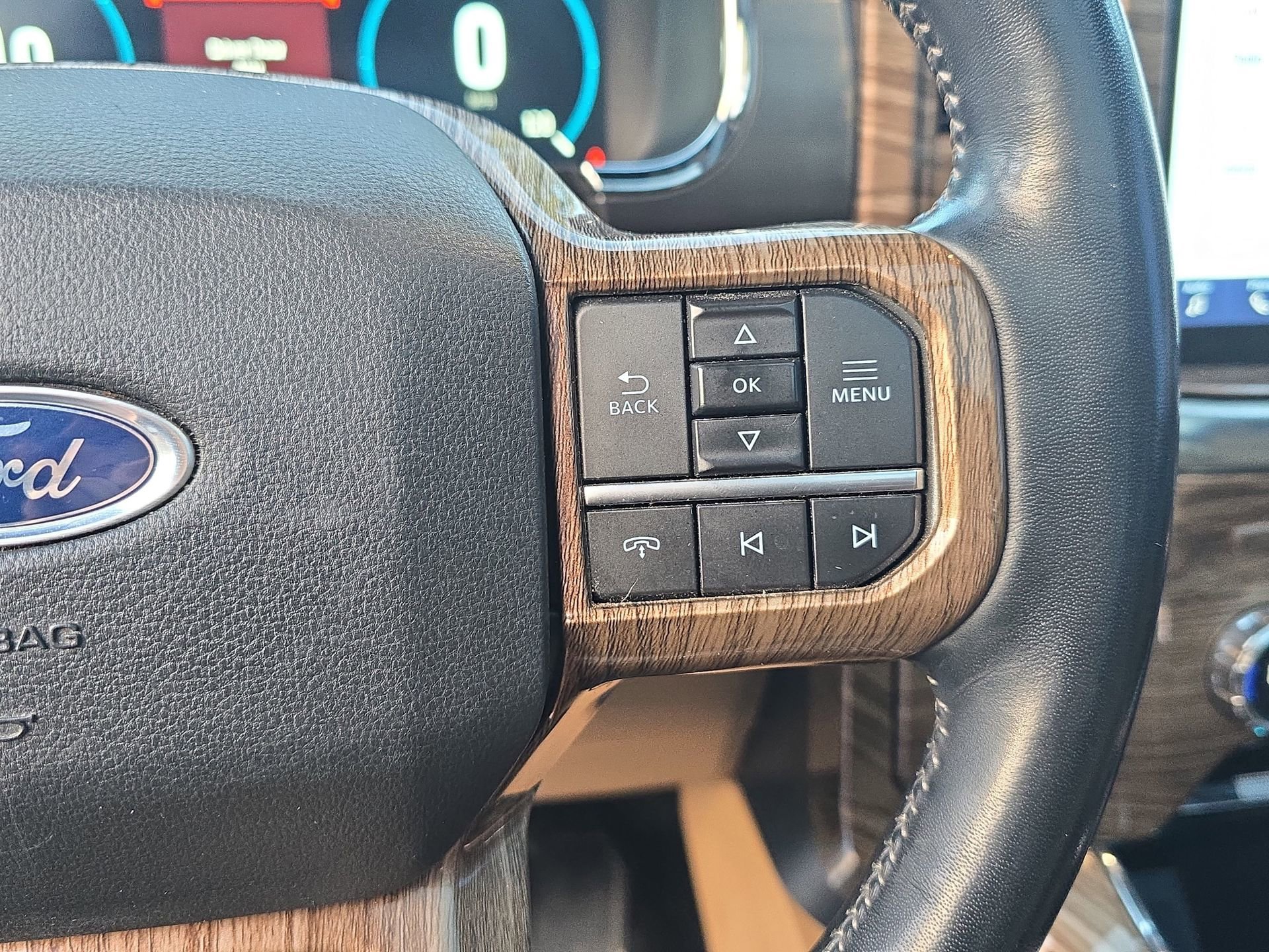 Used 2021 Ford F150 Lariat w/ Equipment Group 502A High AWD/4WD image 17