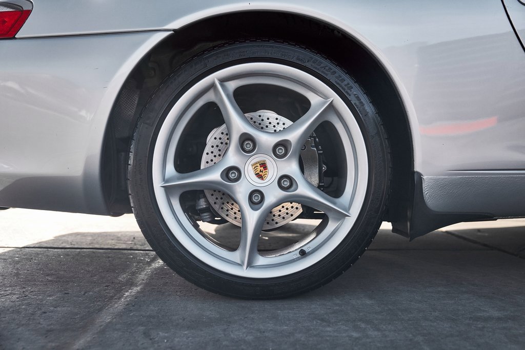 Used 2002 Porsche 911 Carrera image 23