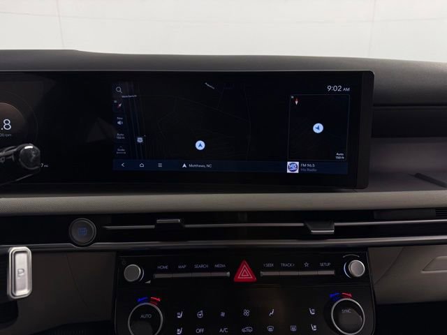 Used 2025 Hyundai Tucson Limited image 22