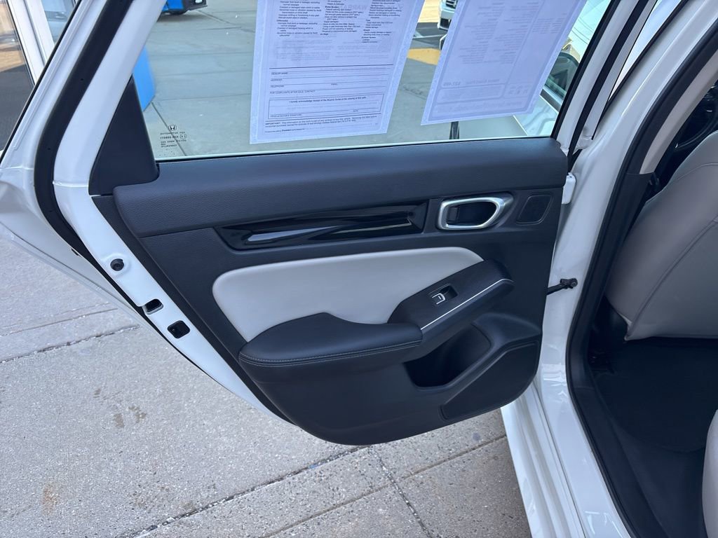 Used 2024 Honda Civic Touring image 10