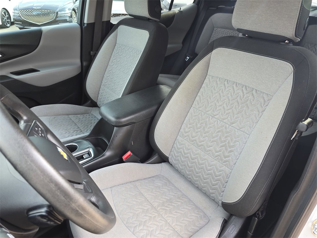 Used 2022 Chevrolet Equinox LS w/ LS Convenience Package image 14